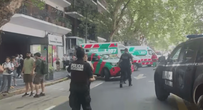 Incendio en un edificio de Palermo: evacuaron a 50 personas y siete vecinos fueron&nbsp;asistidos