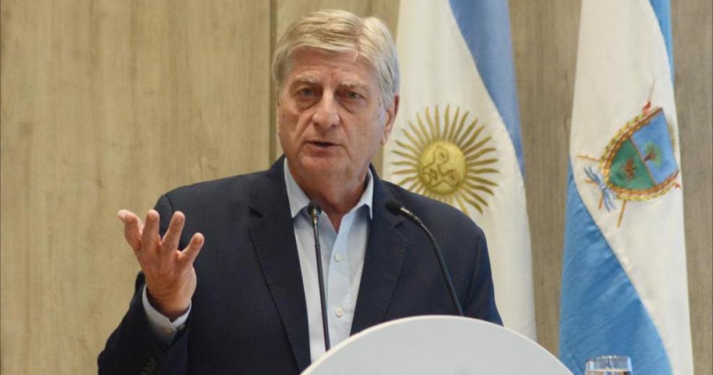 Con un déficit previsional de $145.000 millones, proponen que La Pampa copie los “Chachos” de La Rioja y tenga su propia cuasimoneda