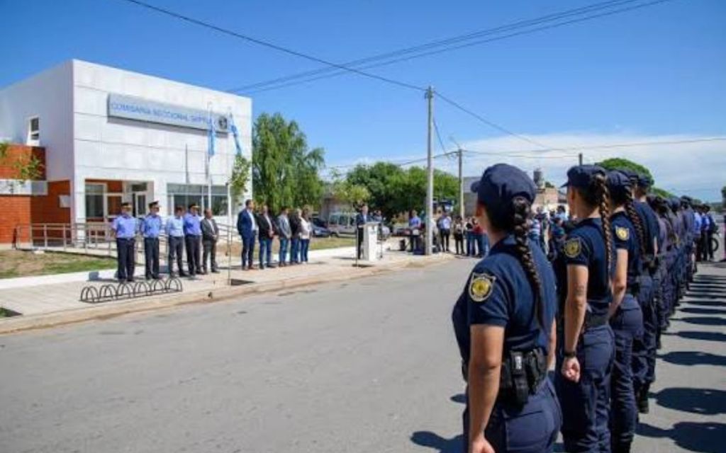 Menos ahorros, más deuda: los hogares argentinos se endeudan para sobrevivir
